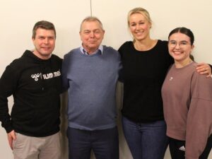 Neues Trainerquartett für die E-Mädchen beim HSV Minden-Nord: Thomas Pape, Uwe Pape, Steffi Themann und Melina Lübbing